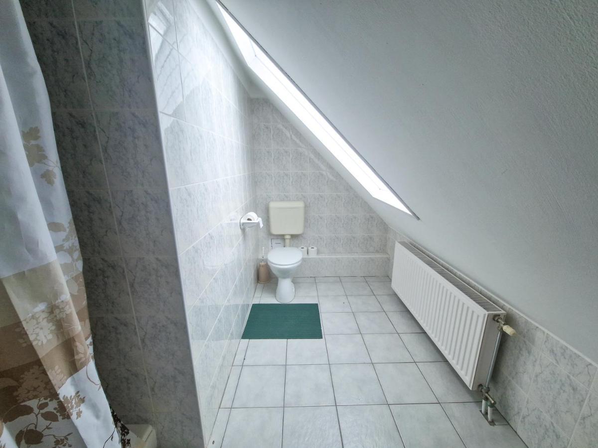 Weinberger Vendeghaz Hotel Zamardi Luaran gambar