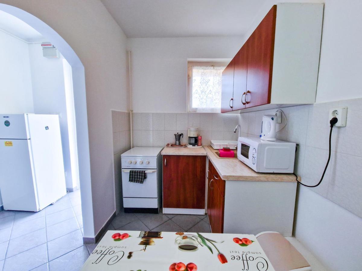 Weinberger Vendeghaz Hotel Zamardi Luaran gambar
