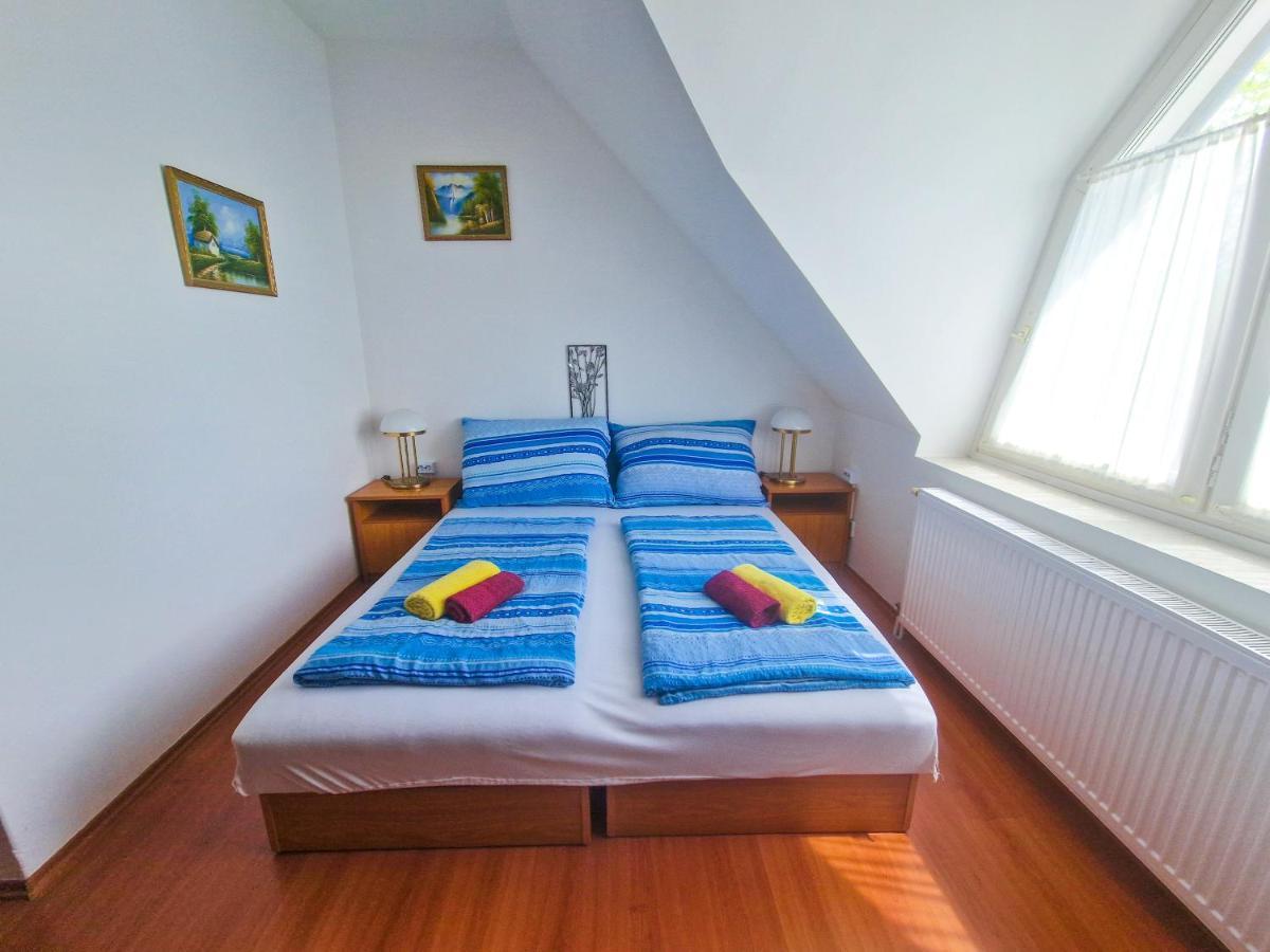 Weinberger Vendeghaz Hotel Zamardi Luaran gambar