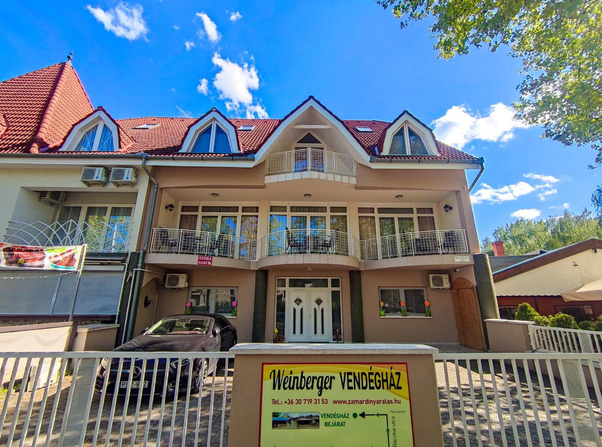 Weinberger Vendeghaz Hotel Zamardi Luaran gambar